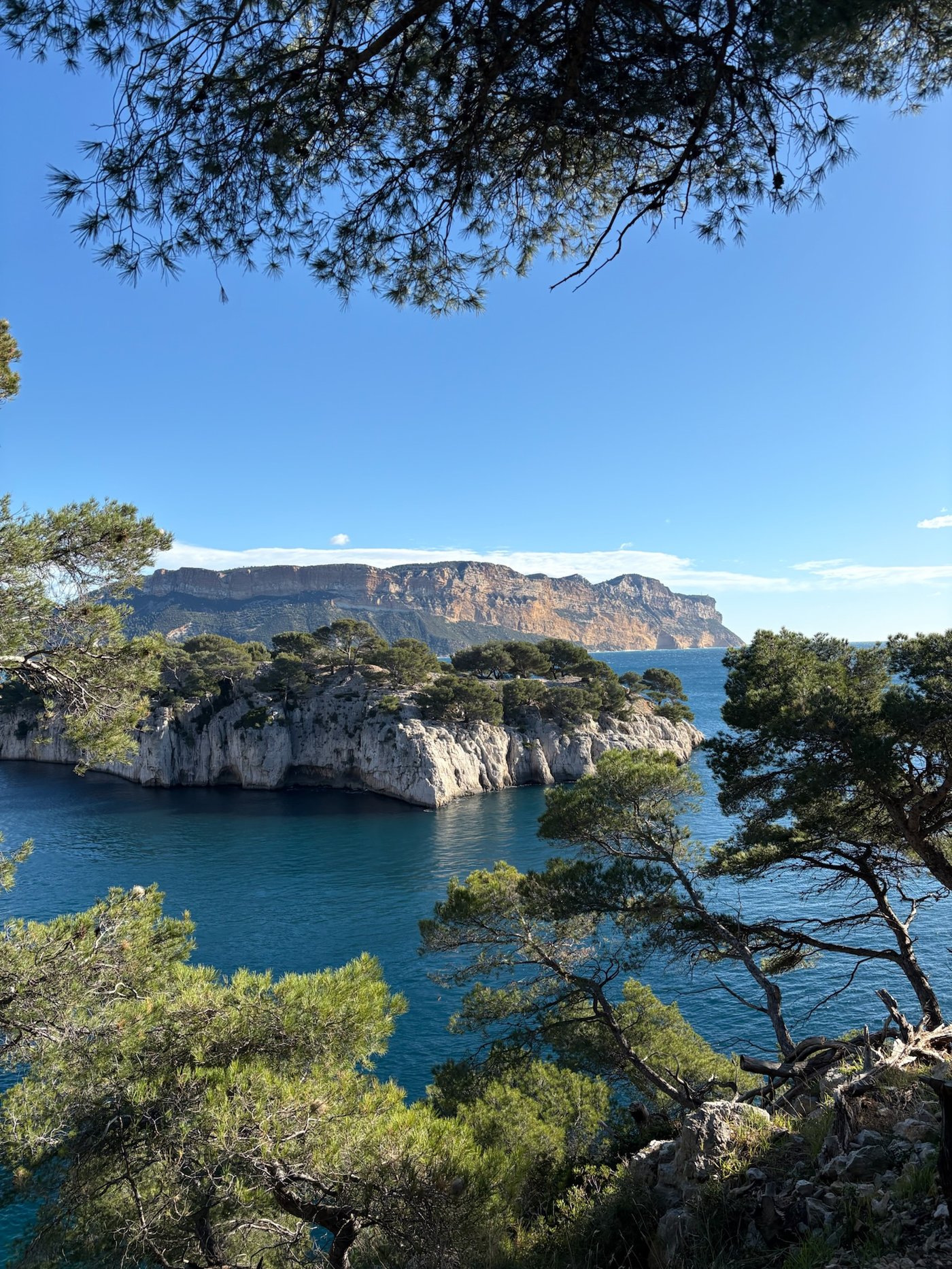Falaise et crique turquoise Porquerolles
